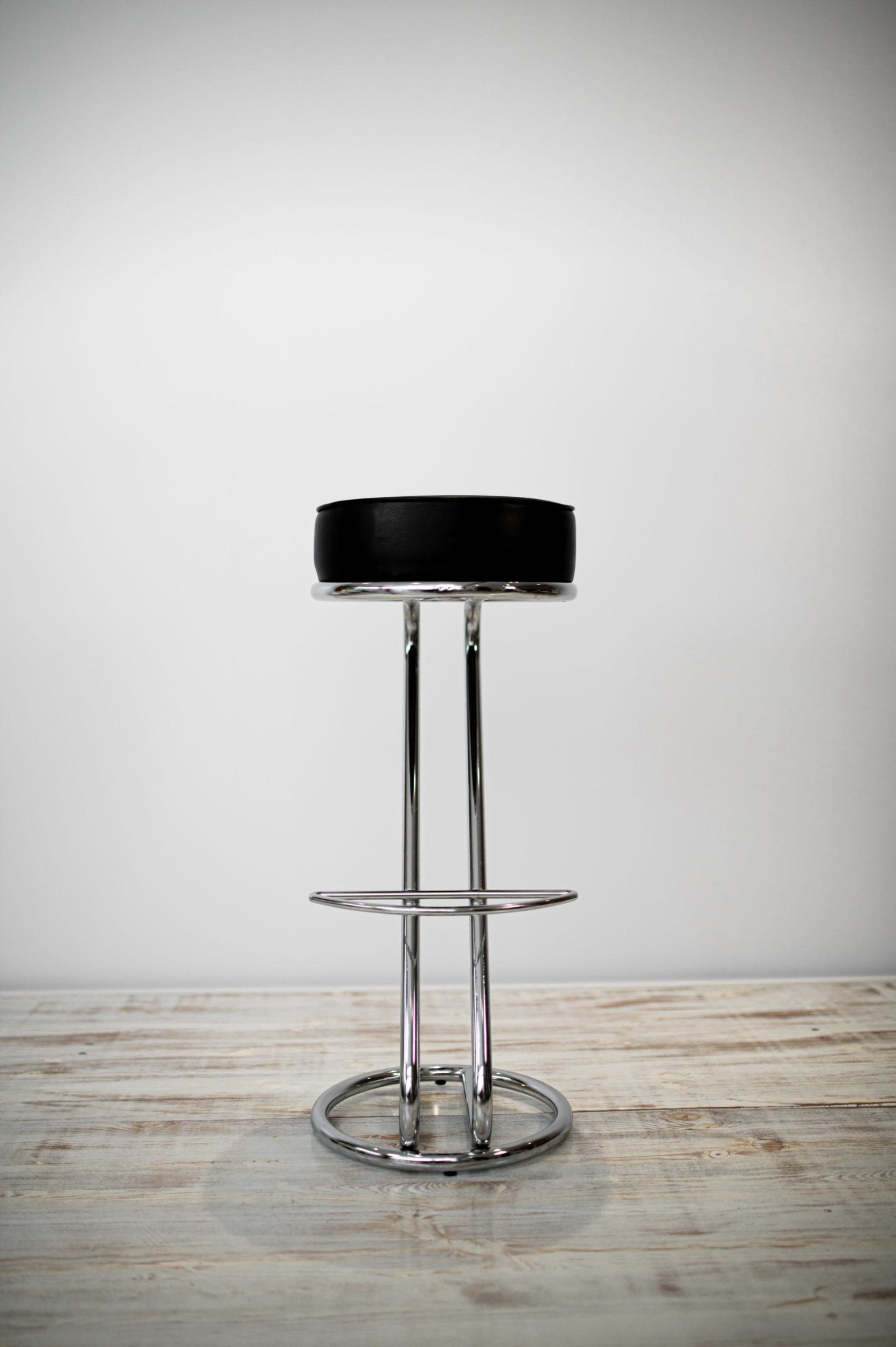Tabouret Zeta en noir – Image 2