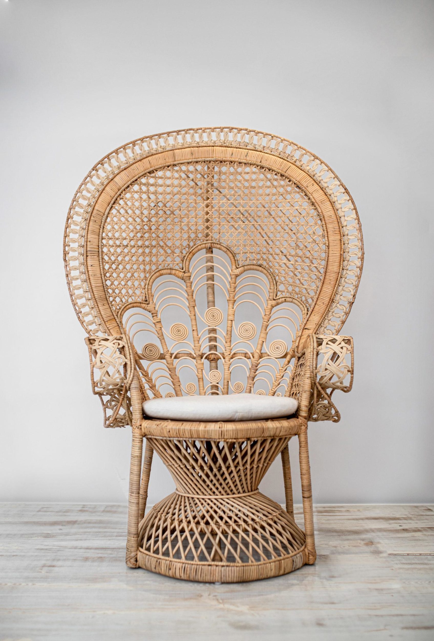 Duo Fauteuils Emmanuelle en rotin tressé (couleur beige) – Image 2